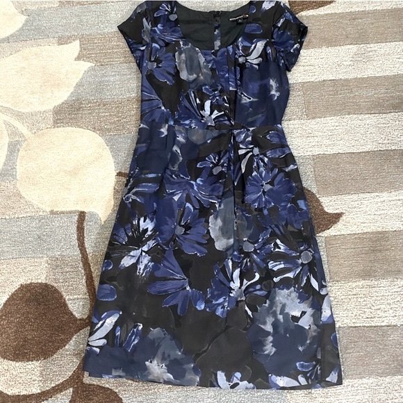 Banana Republic Mad Men Collection Blue Begonia Sheath Dress. - Picture 6 of 11